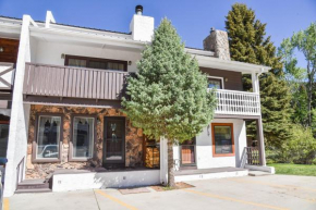 Claim Jumper 11 Townhouse